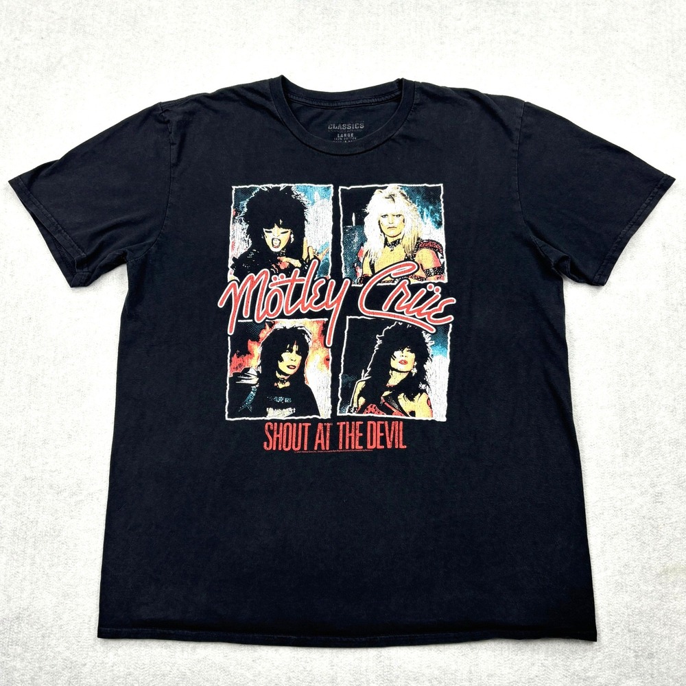 Motley Crue Shirt Mens Large Black Shout At The Devil Rock Band Graphic Tee 80s